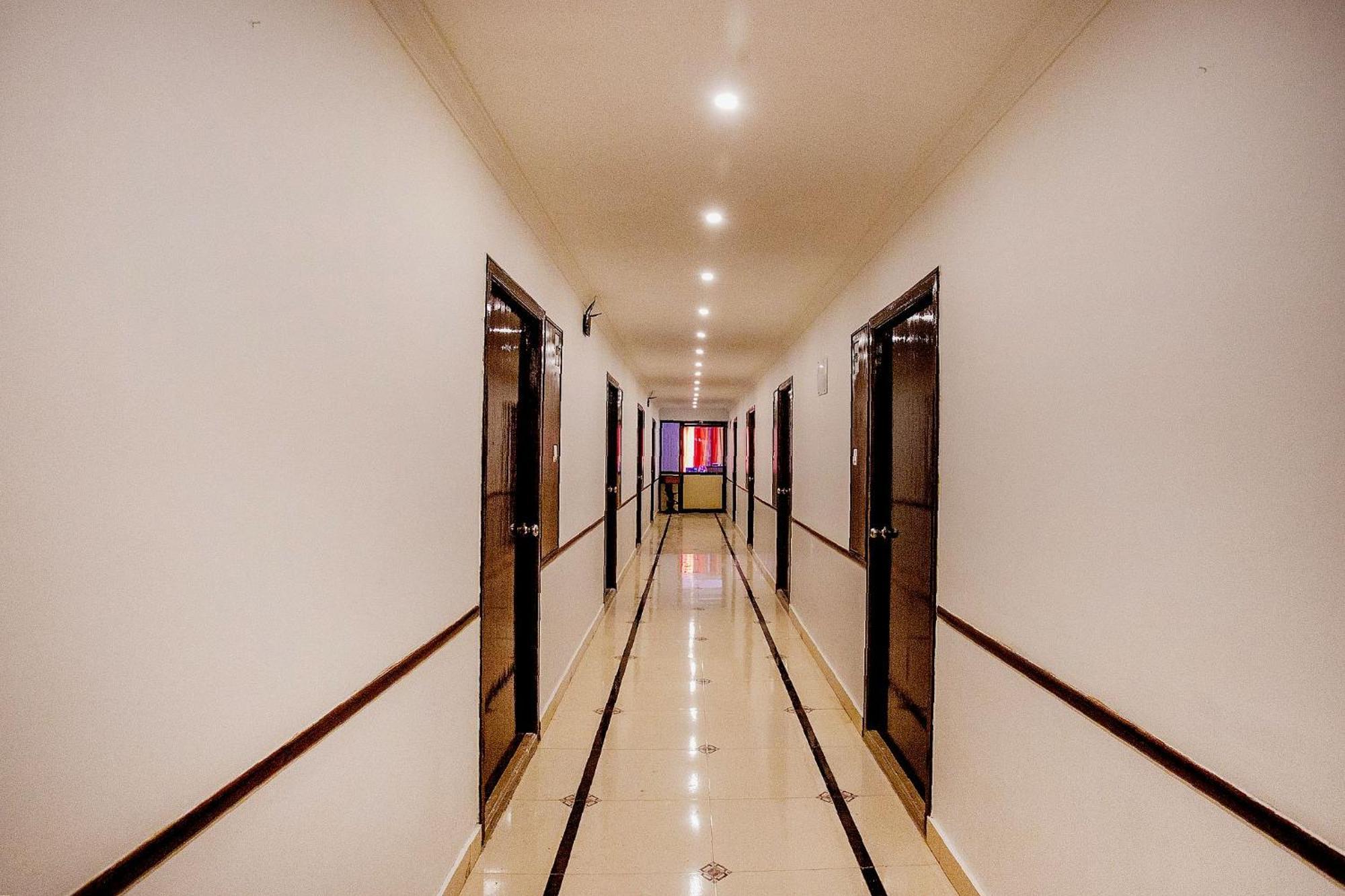 Hotel O Shree Amm Residency Bangalore Bagian luar foto