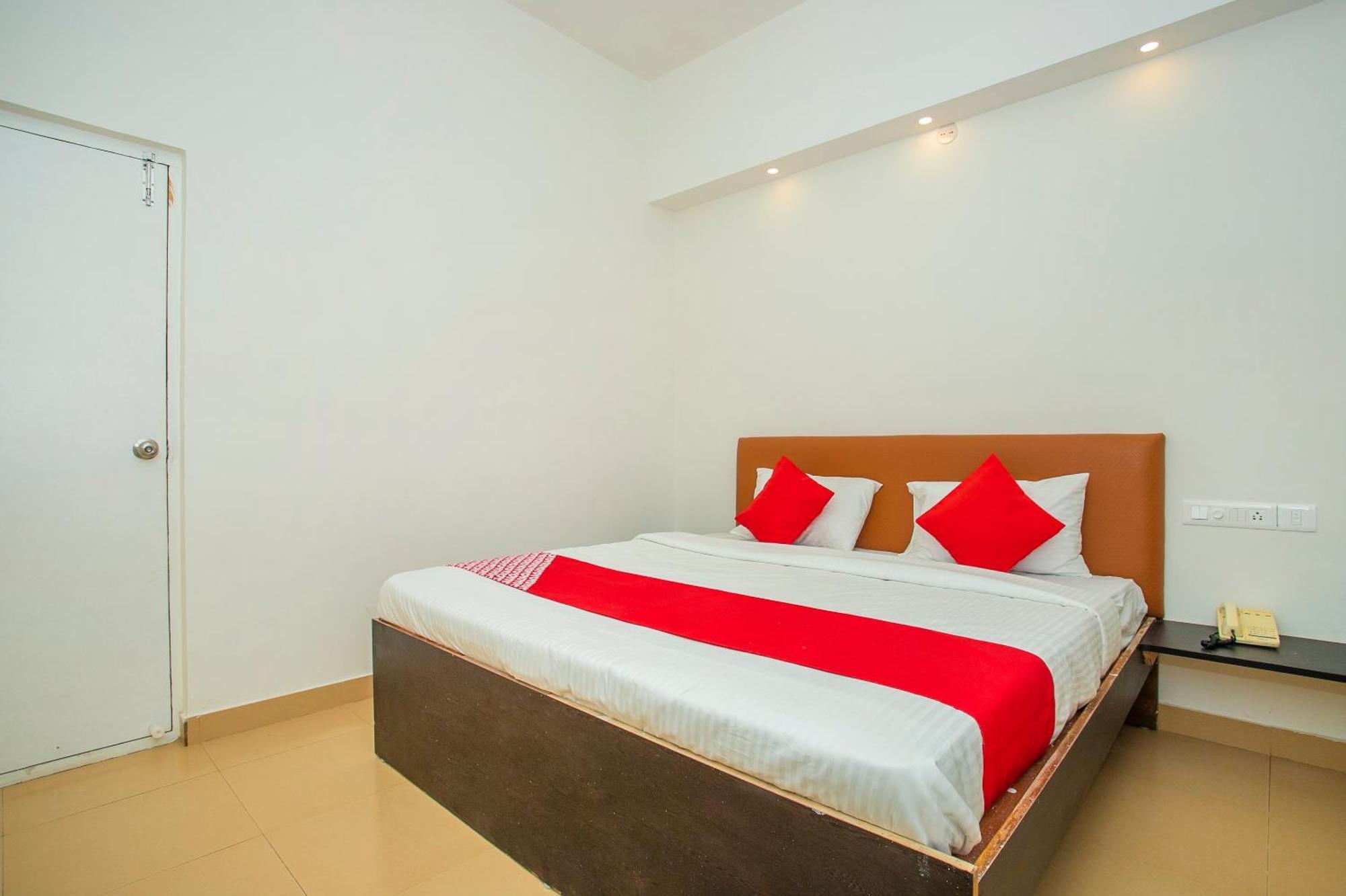 Hotel O Shree Amm Residency Bangalore Bagian luar foto