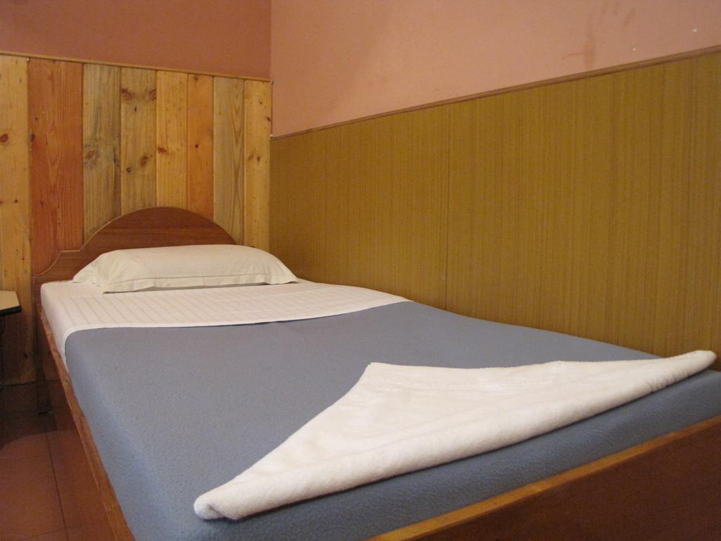 Hotel O Shree Amm Residency Bangalore Ruang foto